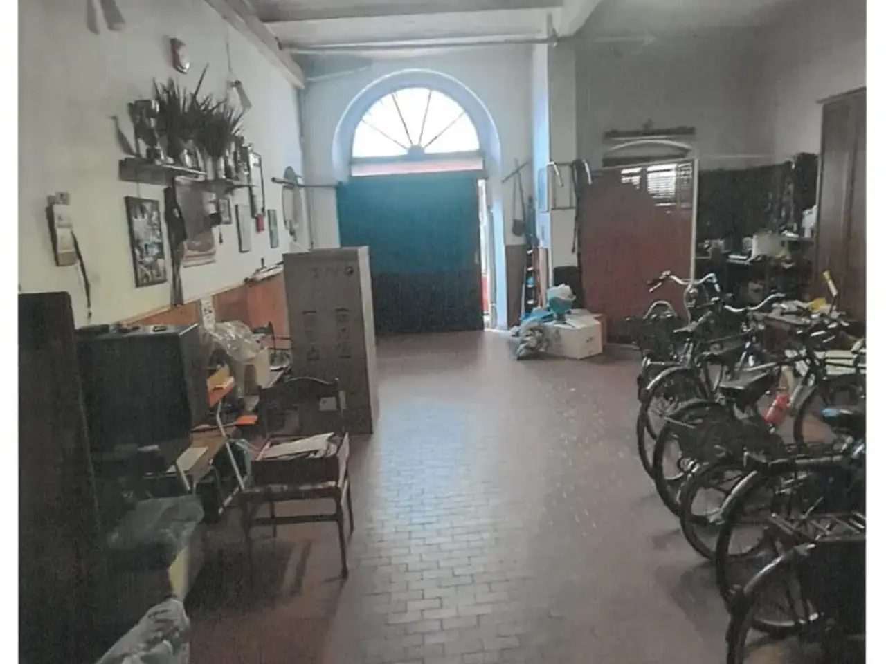 Magazzino in Via Garibaldi, San Giovanni Valdarno, {3} - Foto 1