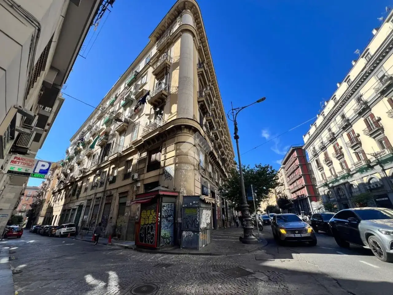 Magazzino in Vico Campagnari 36, Napoli, {3} - Foto 1