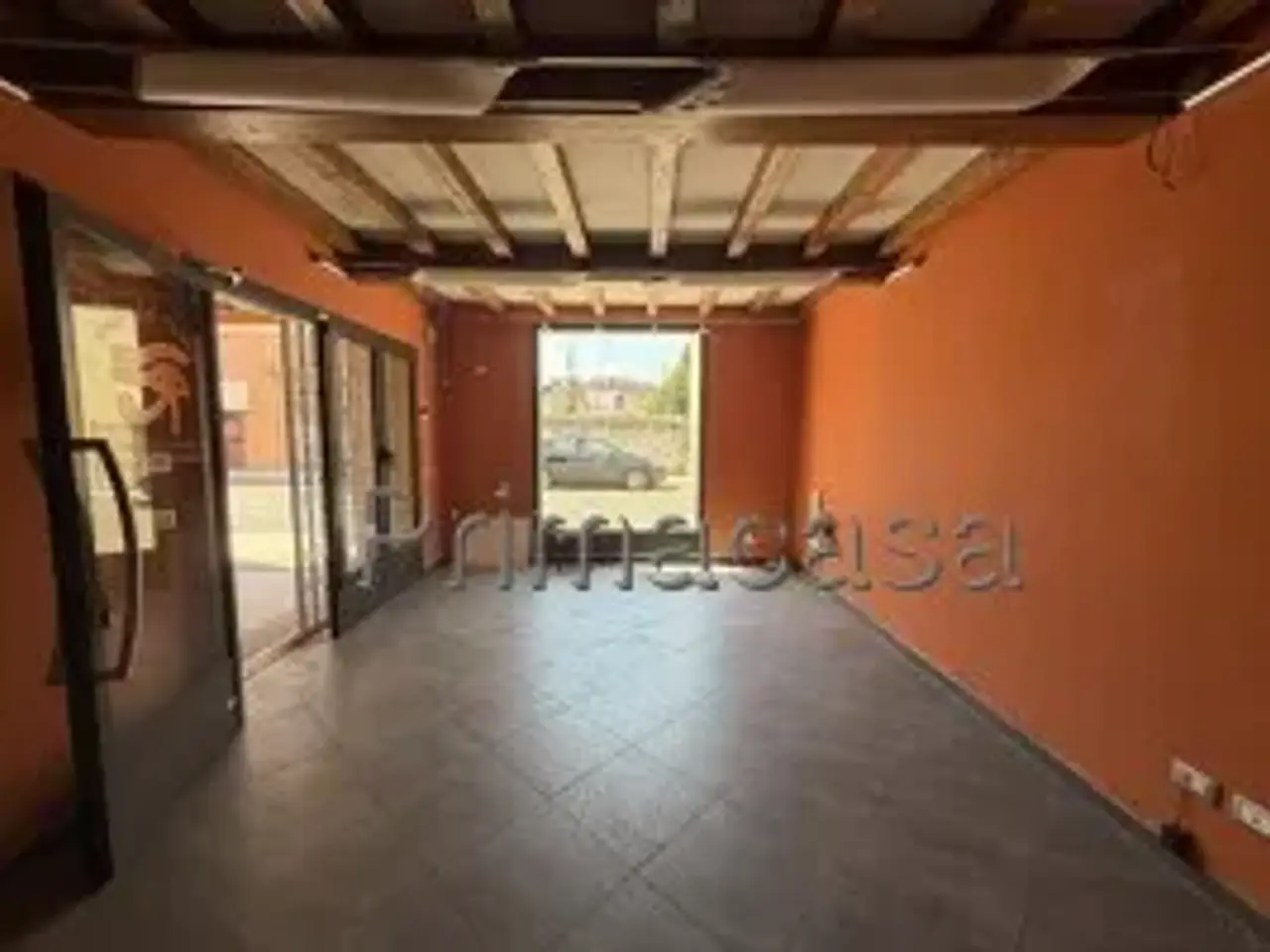 Negozio in Via Guglielmo Marconi 56, Novi Di Modena, {3} - Foto 2