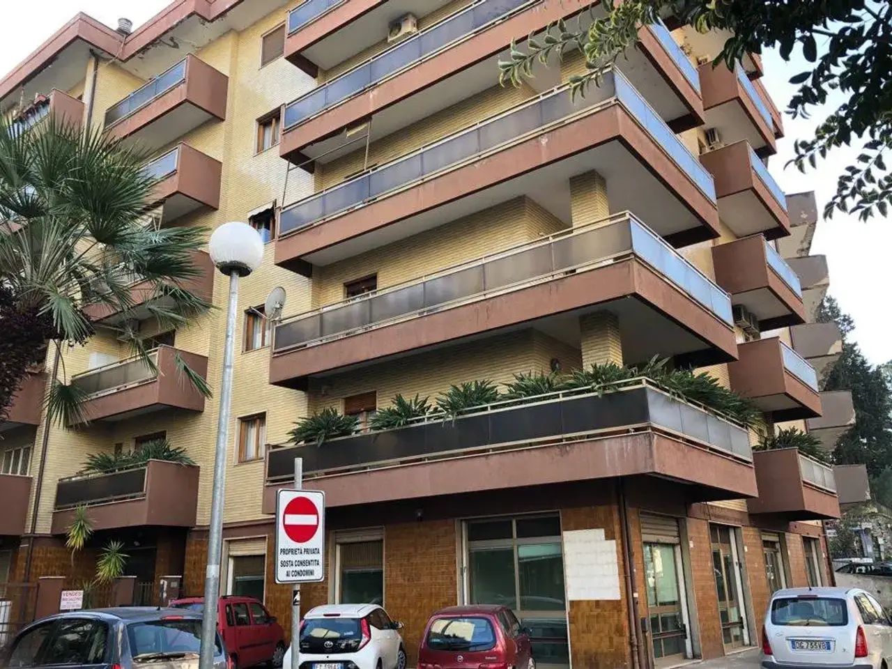 Ufficio in Via degli Stadi, Cosenza 57 Cosenza, Cosenza, {3} - Foto 1