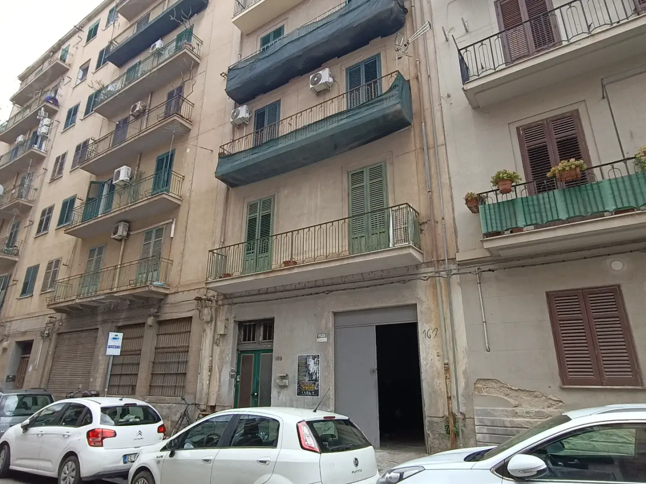 Magazzino in Via Antonio Marinuzzi 167, Palermo, {3} - Foto 1