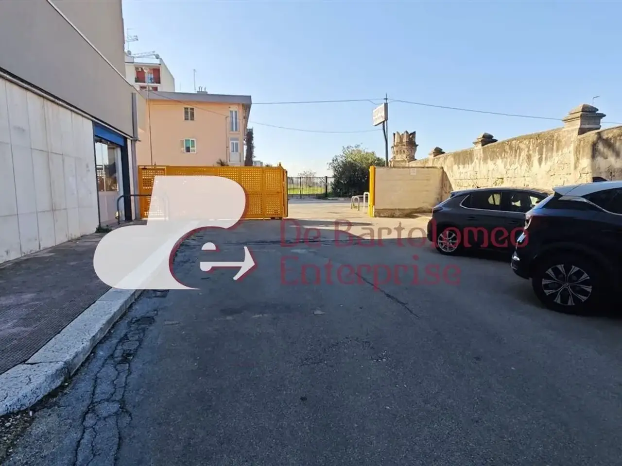 Magazzino in Via Pietro Oreste, Bari, {3} - Foto 1