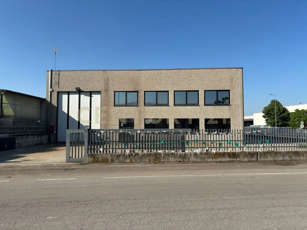 Capannone in Via Caduti sul Lavoro 23, Isola Della Scala, {3} - Foto 1