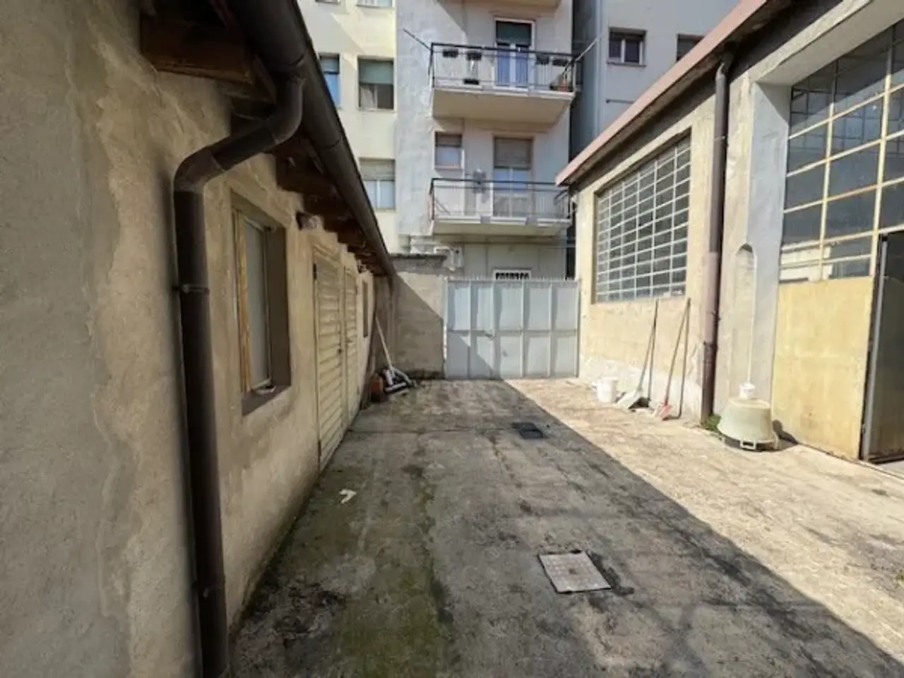 Capannone in Via 20 Settembre 43, Voghera, {3} - Foto 2
