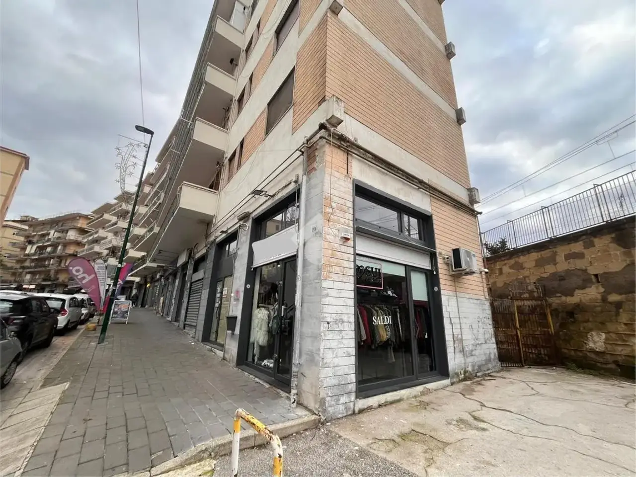 Negozio in Via Nicolò Garzilli, Napoli, {3} - Foto 1