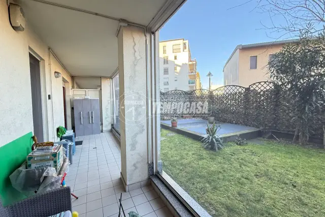 insertion image