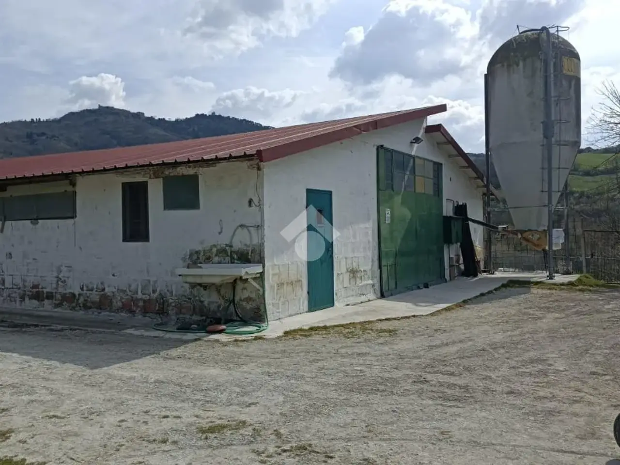 Capannone in Via Masrola di Sopra 4, Borghi, {3} - Foto 1