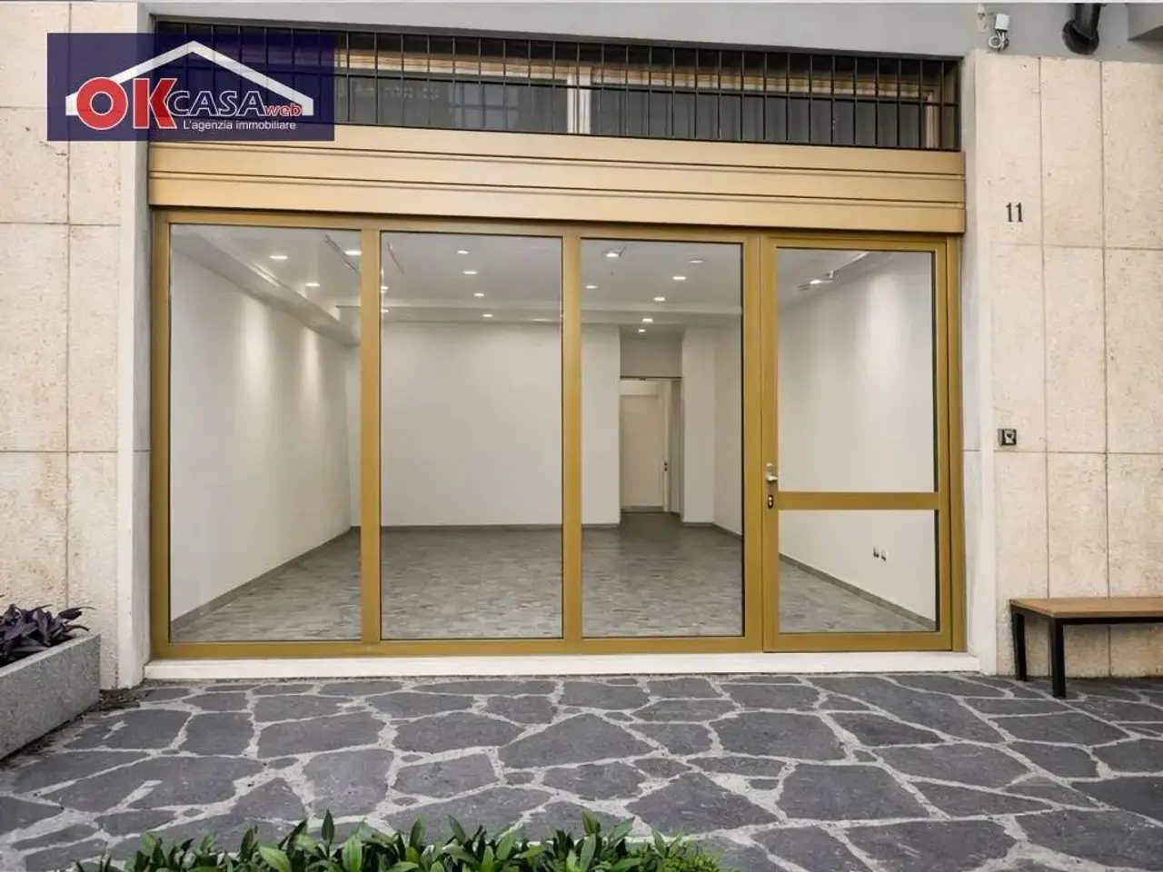Esercizio commerciale in Via Vasco De Gama 11, Verona, {3} - Foto 1