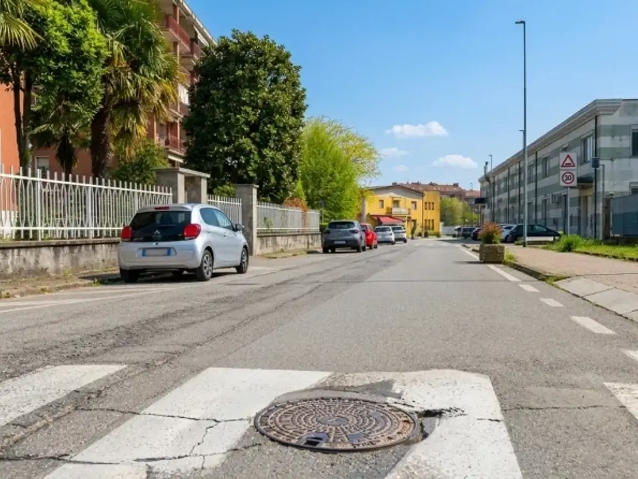 Parcheggio chiuso in Via Settimo 10, Borgaro Torinese, {3} - Foto 2