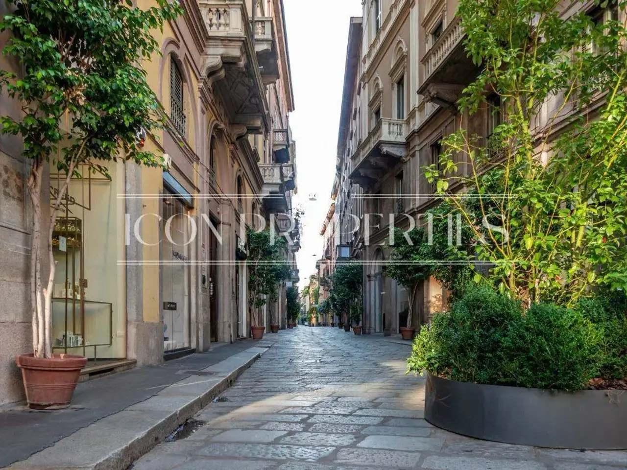 Negozio in Via della Spiga, Milano, {3} - Foto 1