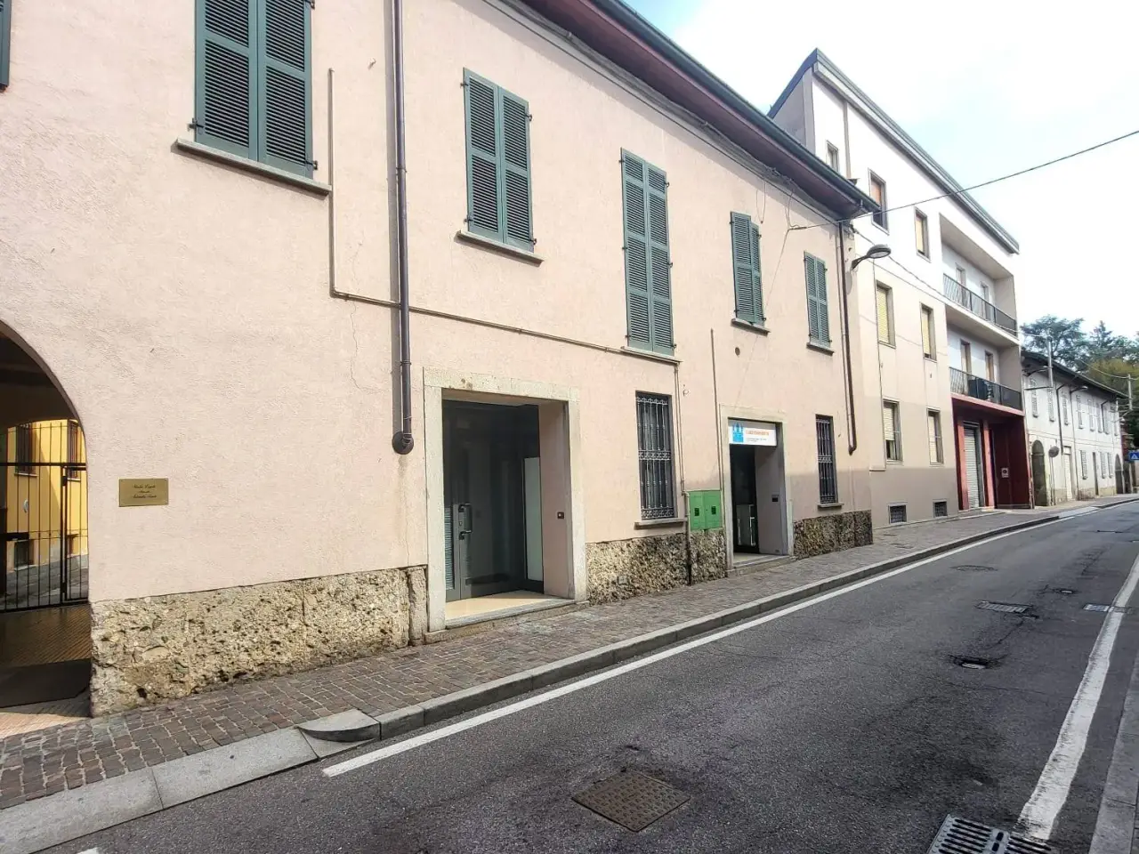 Ufficio in , Trezzo Sull'Adda, {3} - Foto 1