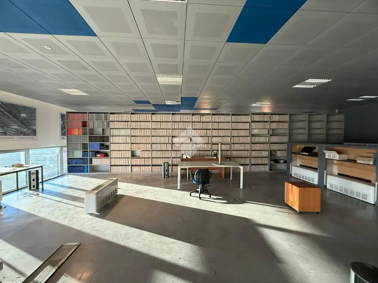 Ufficio in Via Nikola Tesla 27, Castiglione Delle Stiviere, {3} - Foto 1