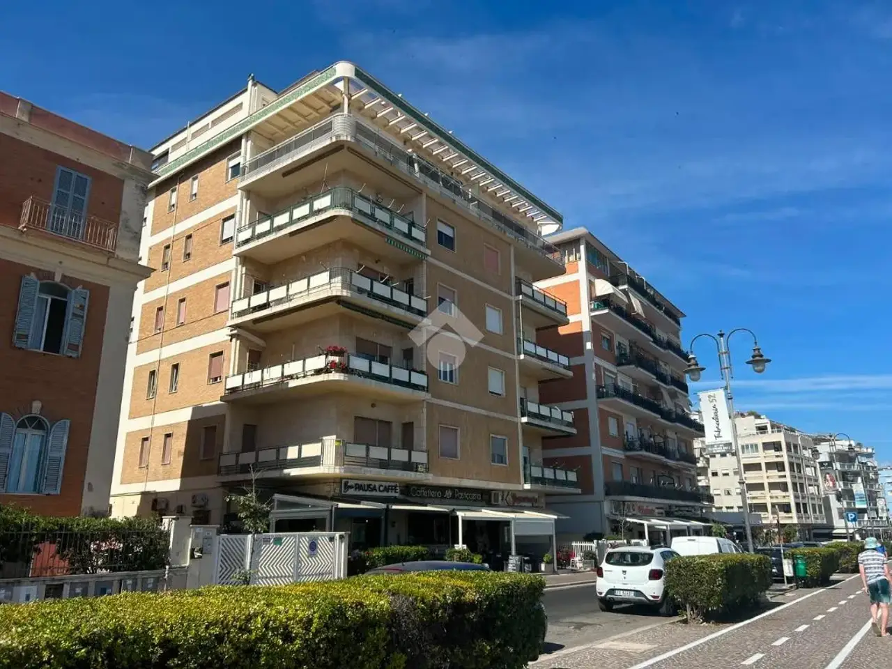 Negozio in Viale G. Matteotti 103, Nettuno, {3} - Foto 1