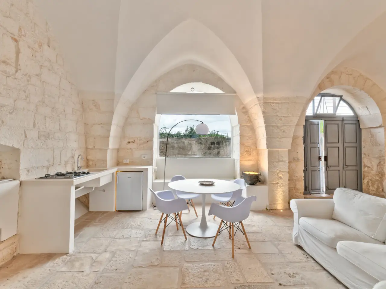 Palazzina commerciale in Corso Vittorio Emanuele II, Ostuni, {3} - Foto 1