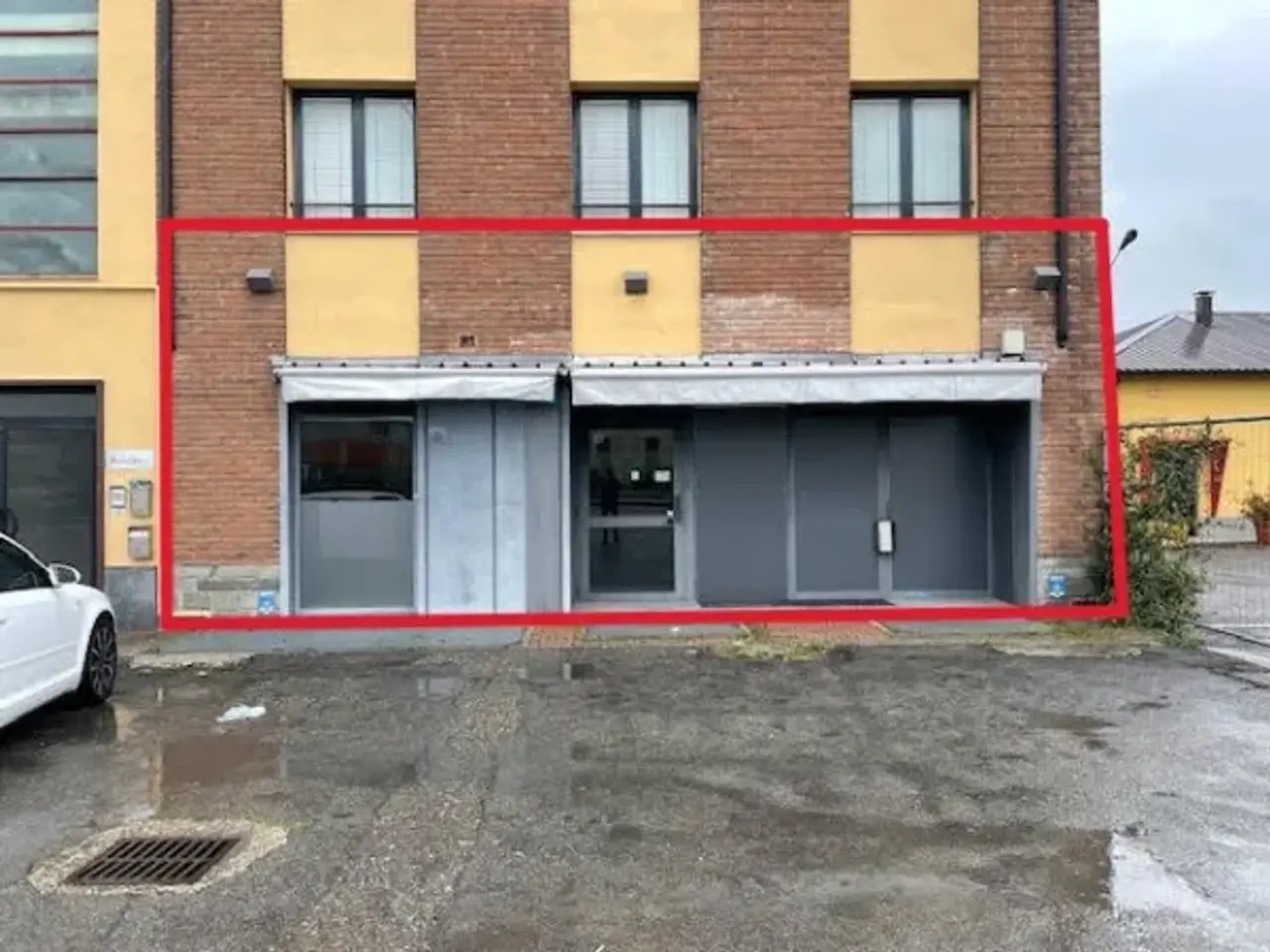 Negozio in Via Caorsana 34, Piacenza, {3} - Foto 1