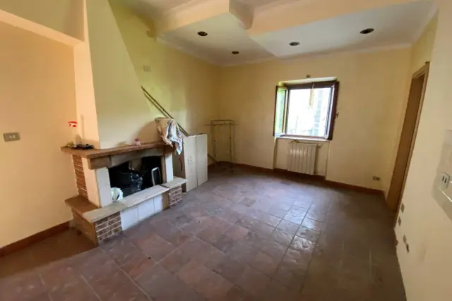 2-room flat in Scalini alla Torre 2, Cave - Photo 1