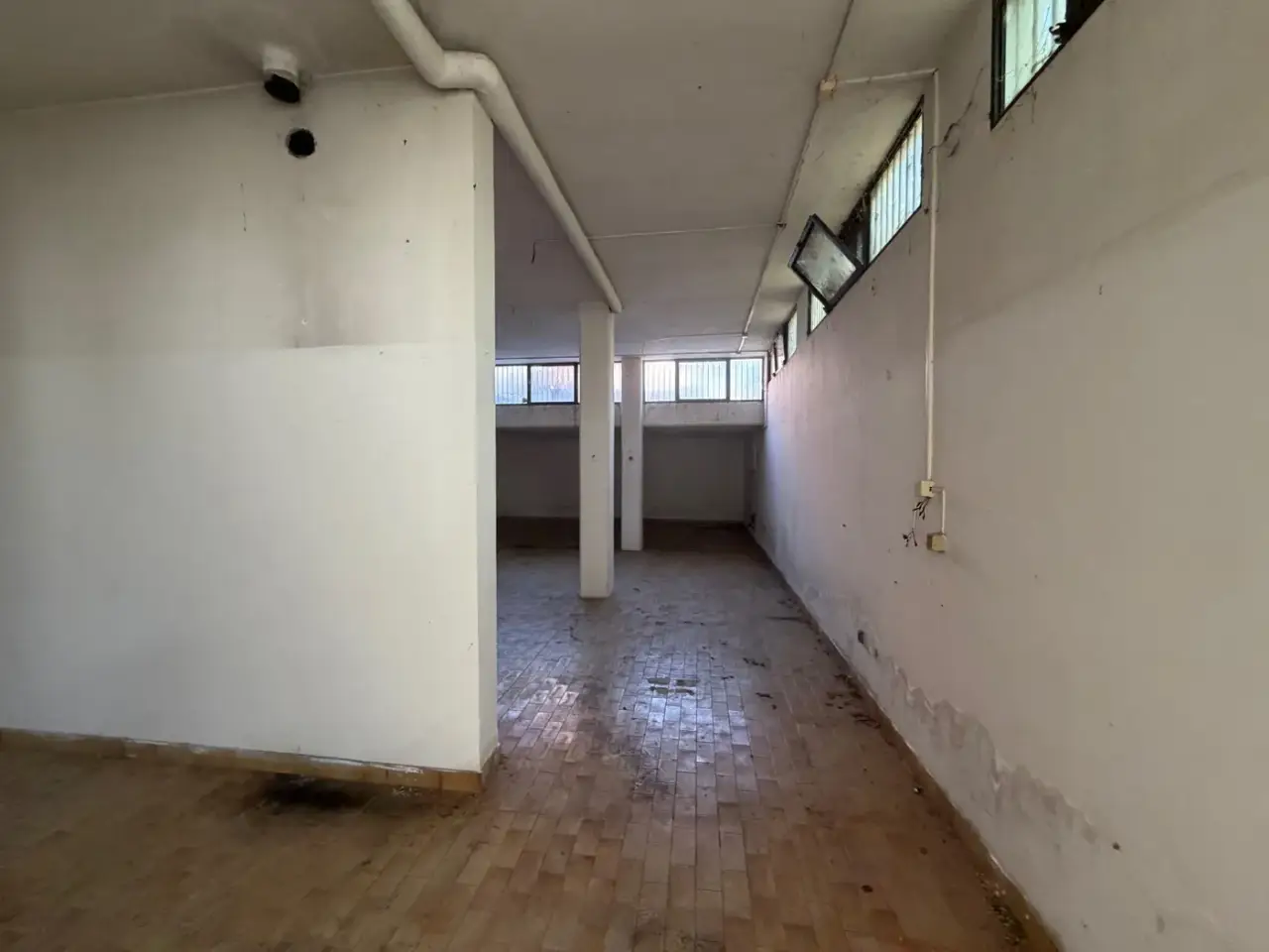 Magazzino in Strada di San Carlo  62, Terni, {3} - Foto 2