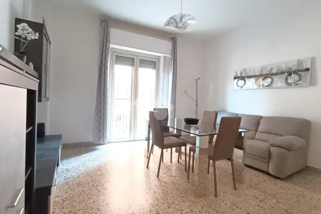 2-room flat in Via Scilla 3, Reggio di Calabria - Photo 1