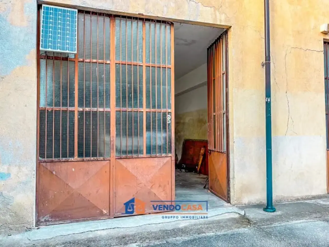 Magazzino in Piazza San Giovanni, Farigliano, {3} - Foto 1