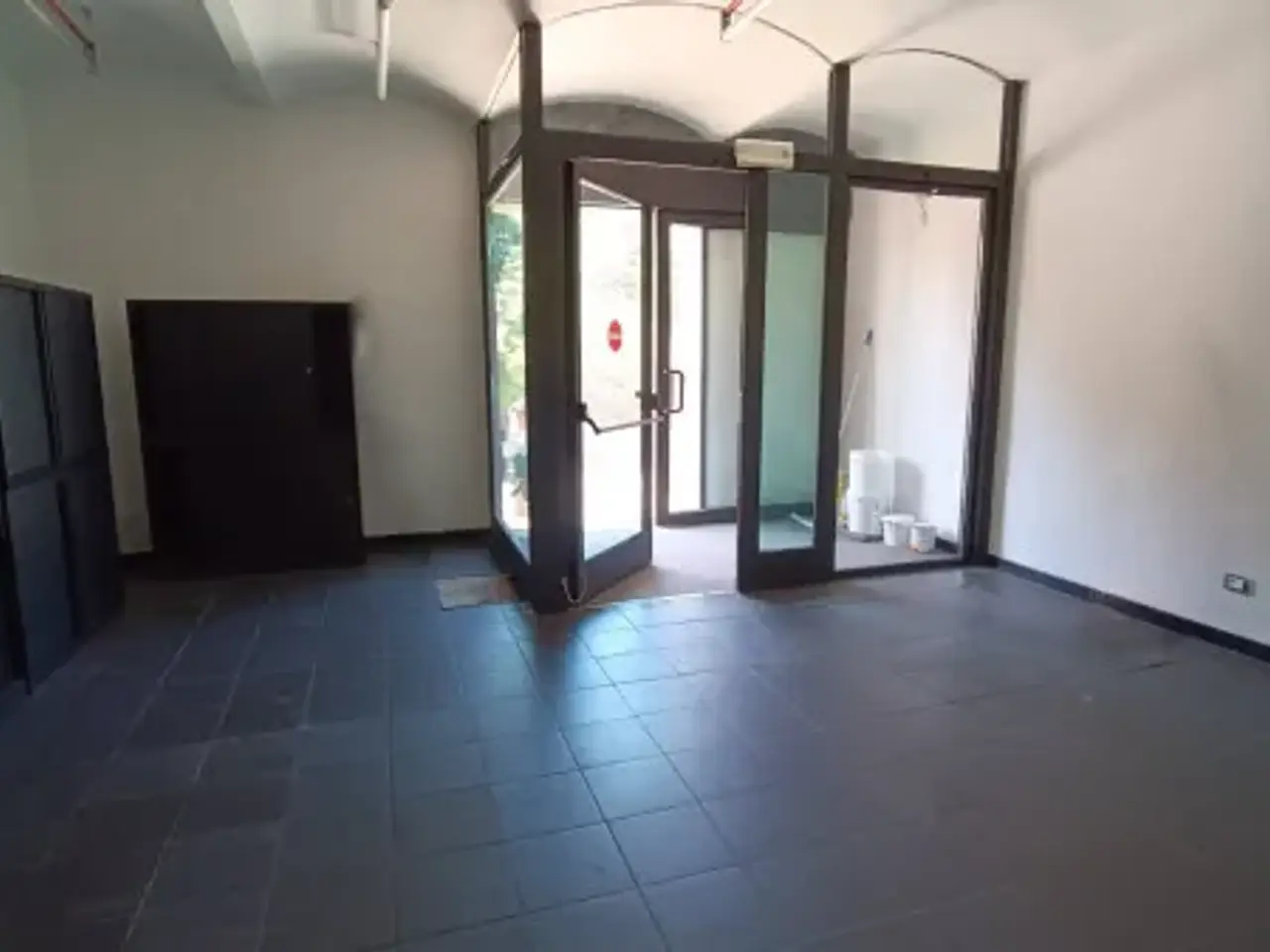 Ufficio in Via Bedine 39, Castelvetro Di Modena, {3} - Foto 1