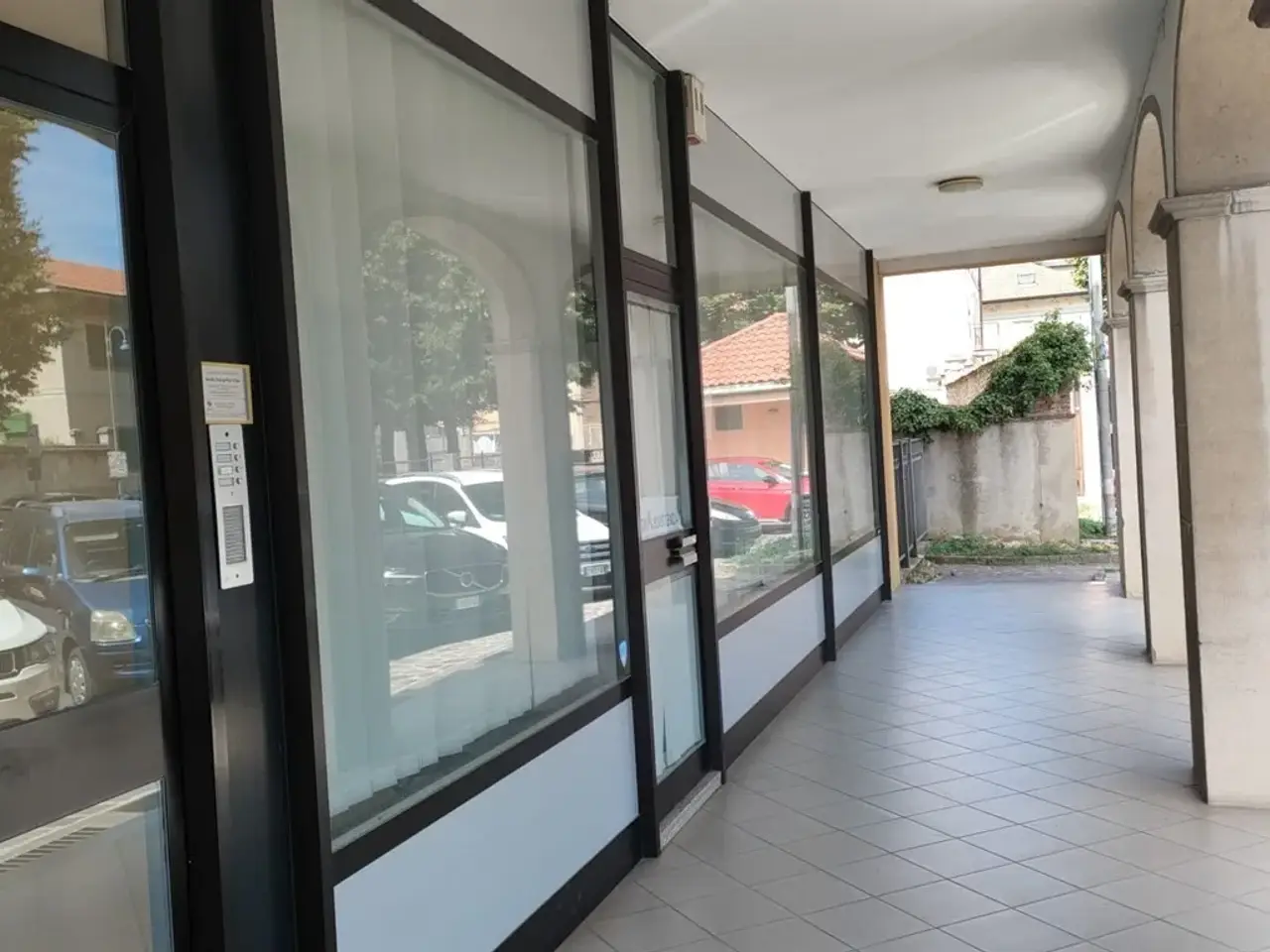 Negozio in Piazza Caduti, Vaprio D'Adda, {3} - Foto 2