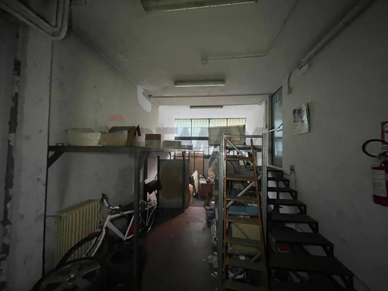 Magazzino in Via del Mare 65-67, Milano, {3} - Foto 2