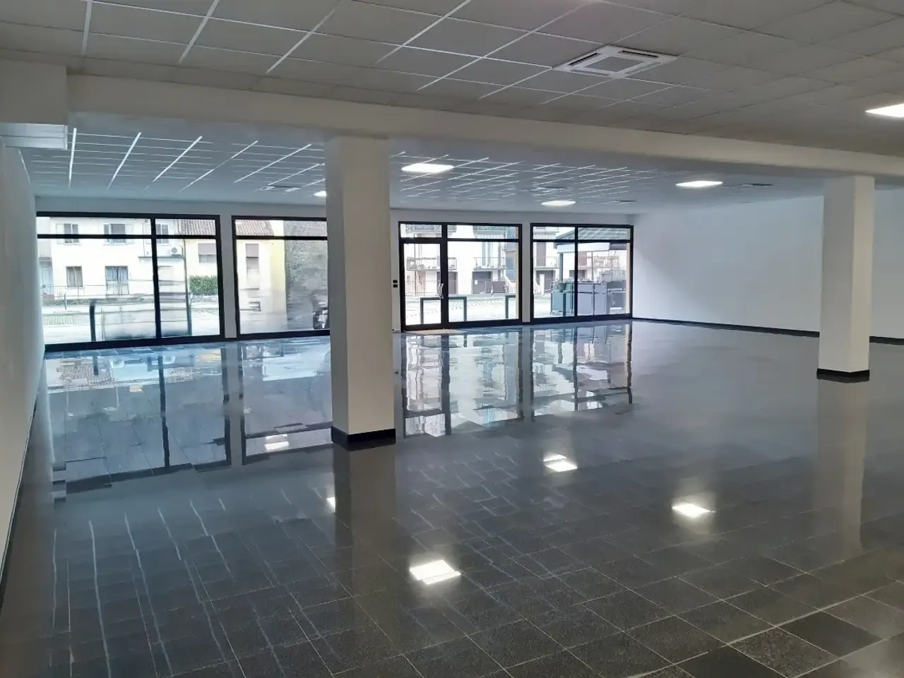 Ufficio in Sant'Agostino Loc. Nogarazza, Vicenza, {3} - Foto 1