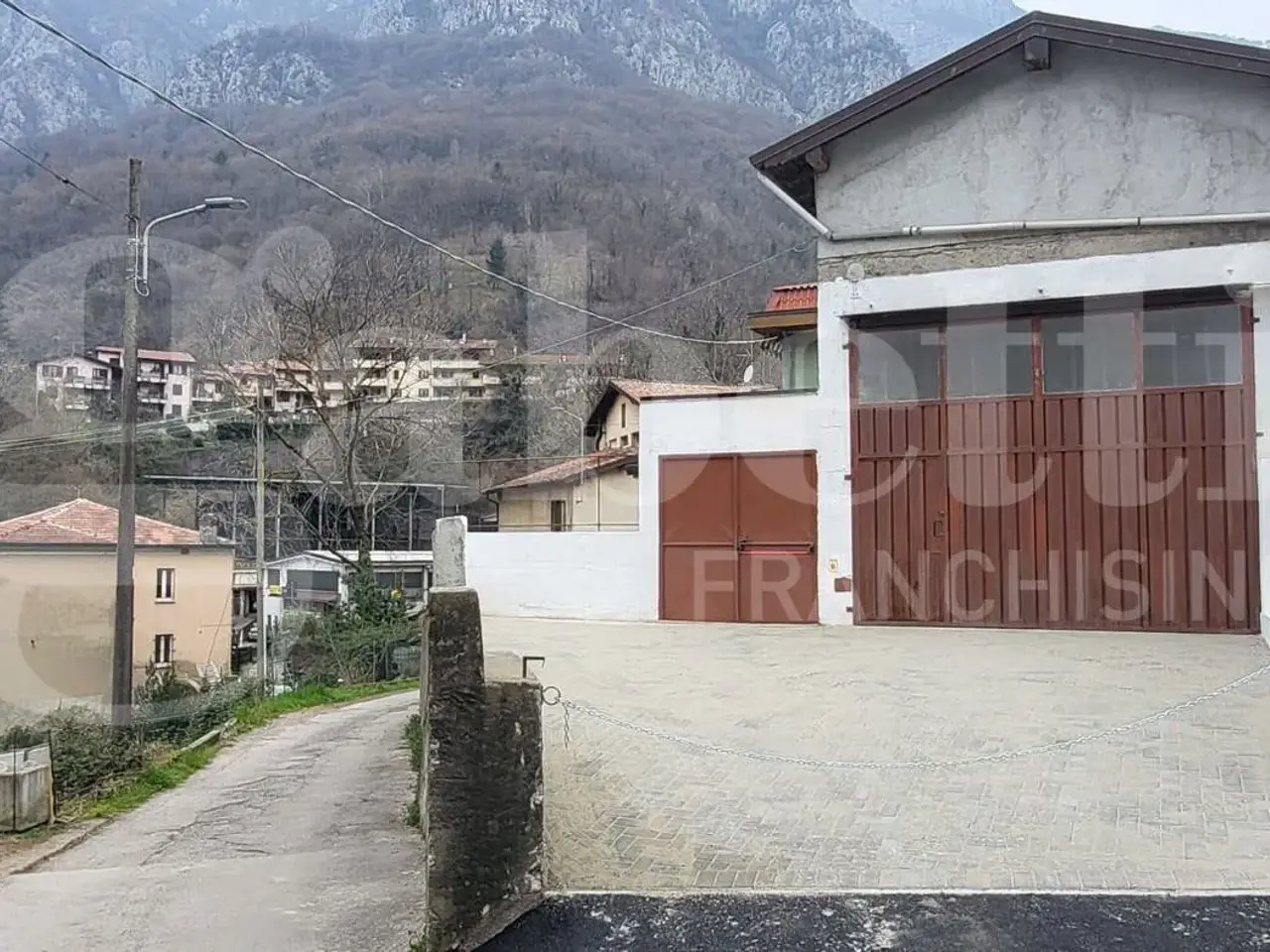 Laboratorio in Via Guggiarolo 1, Lecco, {3} - Foto 1