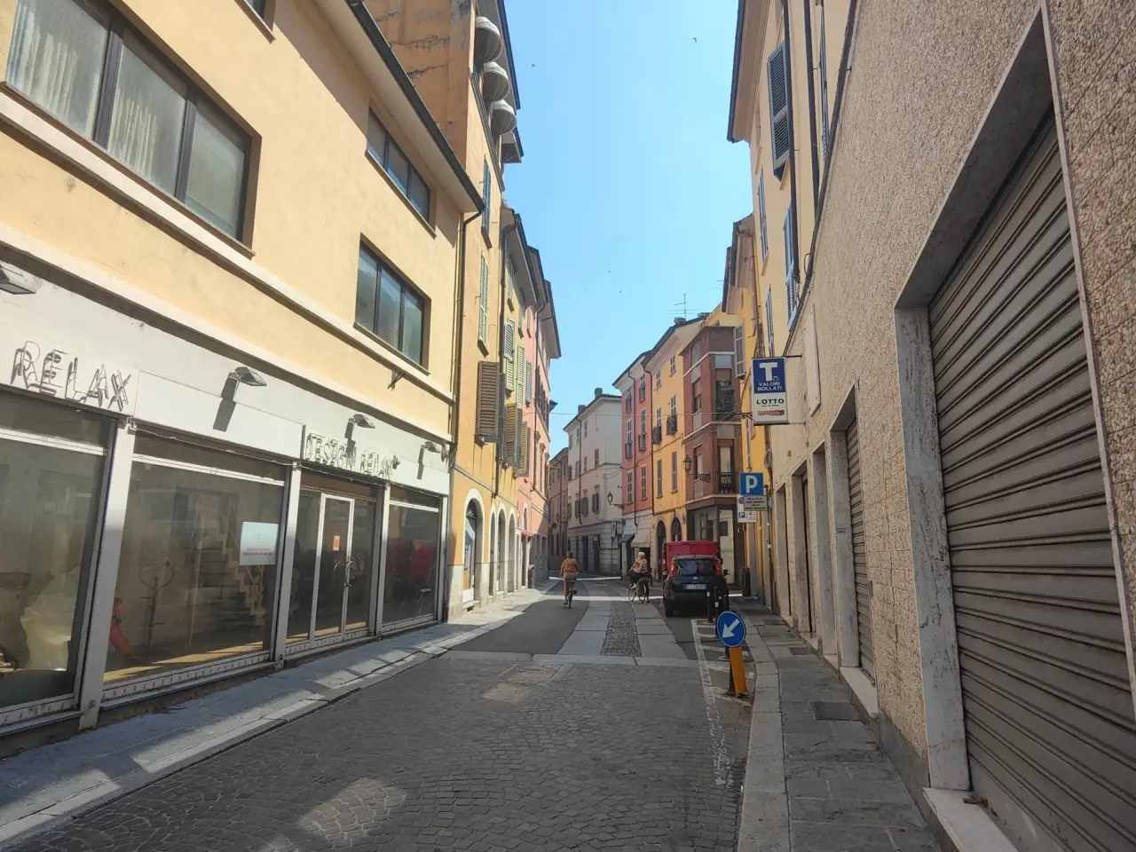 Negozio in Via Cristoforo Poggiali 9, Piacenza, {3} - Foto 2