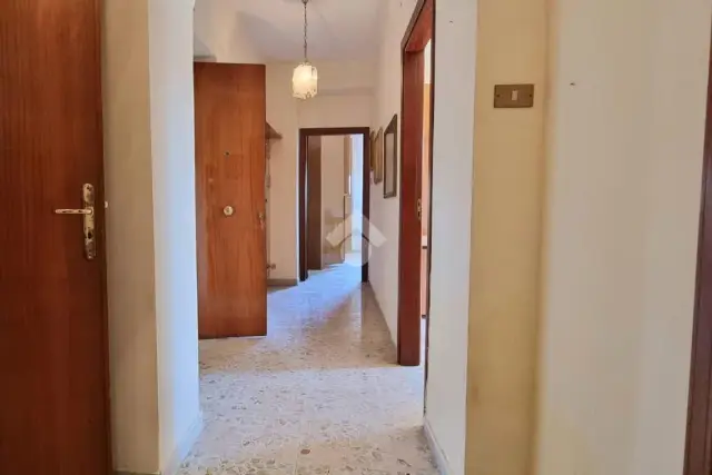 3-room flat in Via Sorrento 3, Catanzaro - Photo 1