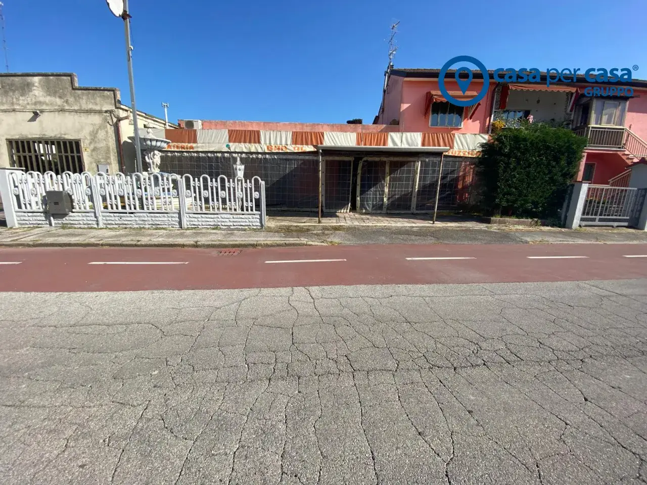Esercizio commerciale in Papozze, Via Gramsci, Papozze, {3} - Foto 1