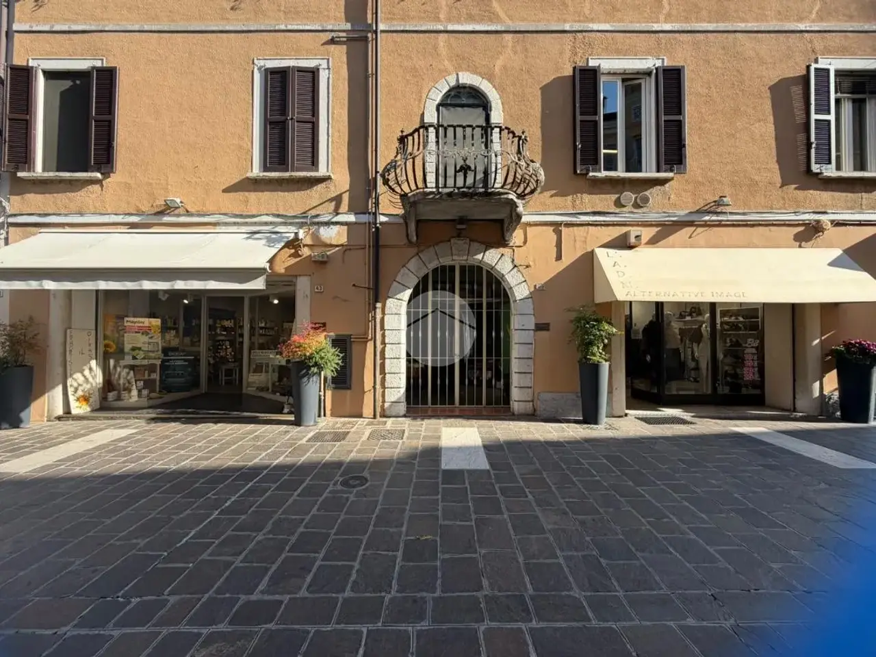 Negozio in Via Santa Maria 38, Desenzano Del Garda, {3} - Foto 1