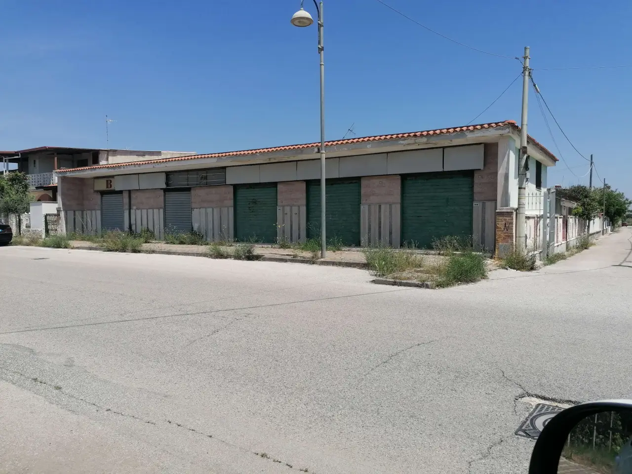 Negozio in Viale F. Brunelleschi, Castel Volturno, {3} - Foto 1
