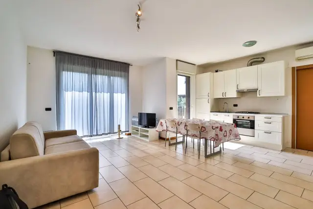 One-room flat in Viale Risorgimento 5b, Vimercate - Photo 1