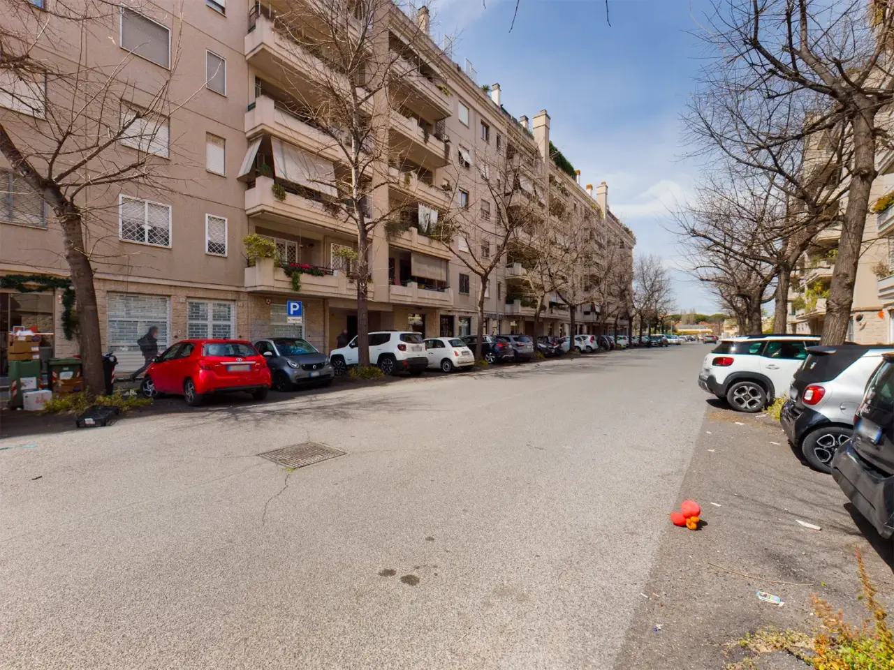 Negozio in Via dell'Orsa Minore 10, Roma, {3} - Foto 2