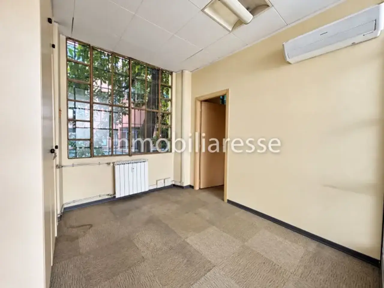 Ufficio in Viale Lombardia 66, Milano, {3} - Foto 1