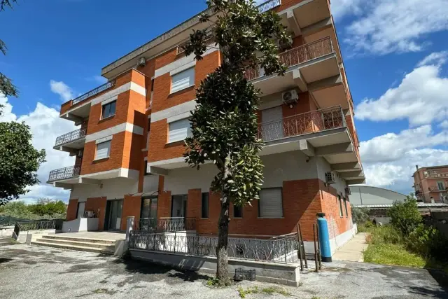 Commercial building in {3}, Via Giusto Fontanini 2 - Photo 1