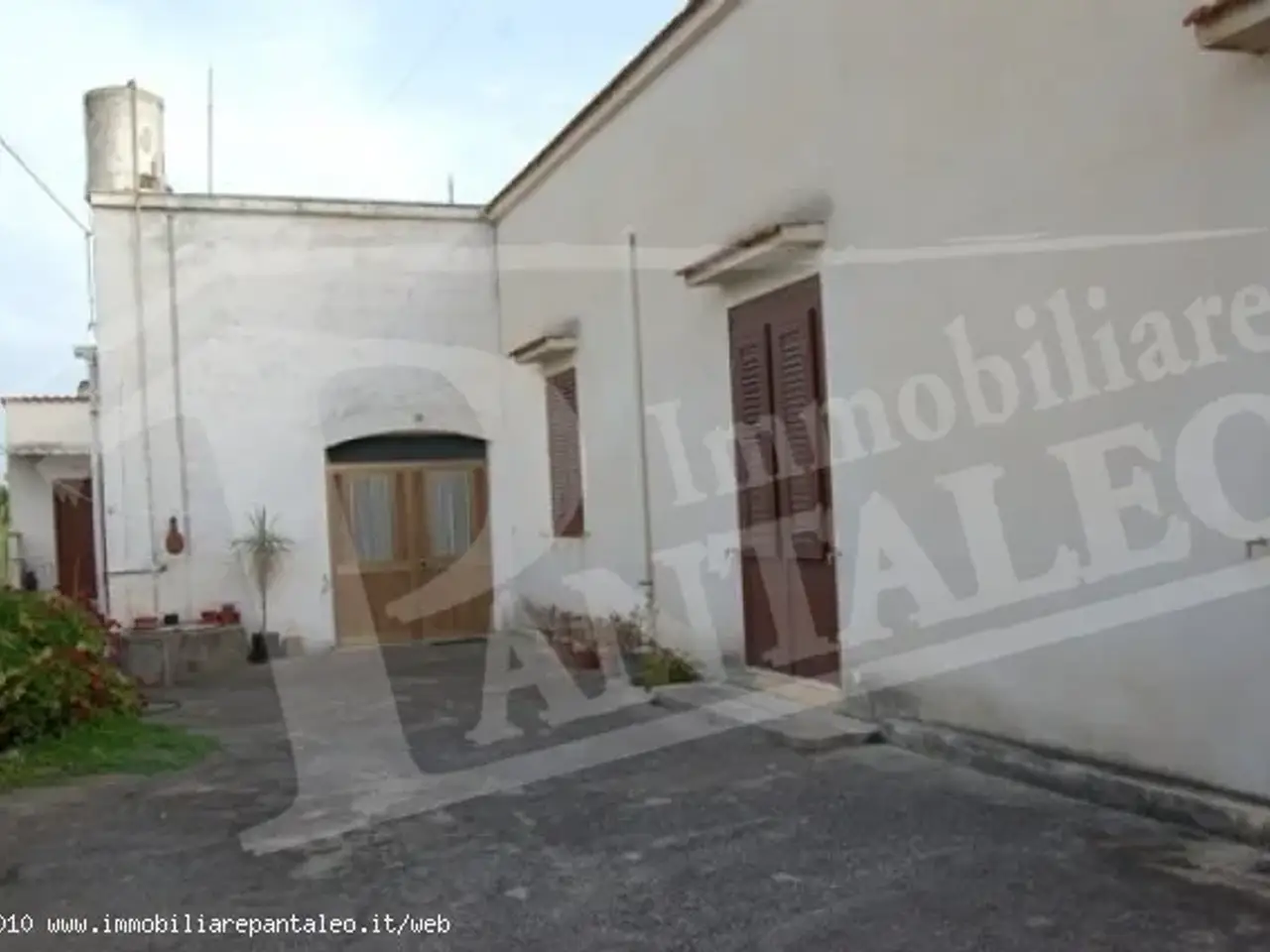 Podere - Tenuta in 
C.da Ponte Fiumarella									, 
Marsala									, Marsala, {3} - Foto 1