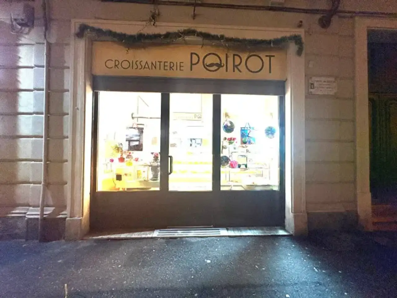 Pasticceria in Via Vigone 45, Torino, {3} - Foto 1