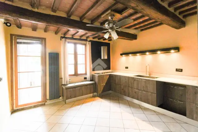 Casa indipendente in Via IV Novembre 197, Cascina - Foto 1