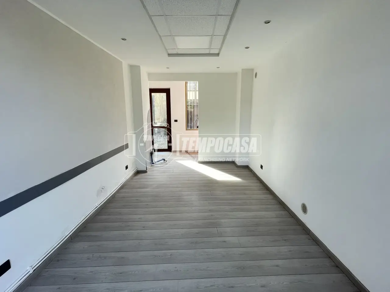 Negozio in Via Via San Grato 34, Torre Canavese, {3} - Foto 1