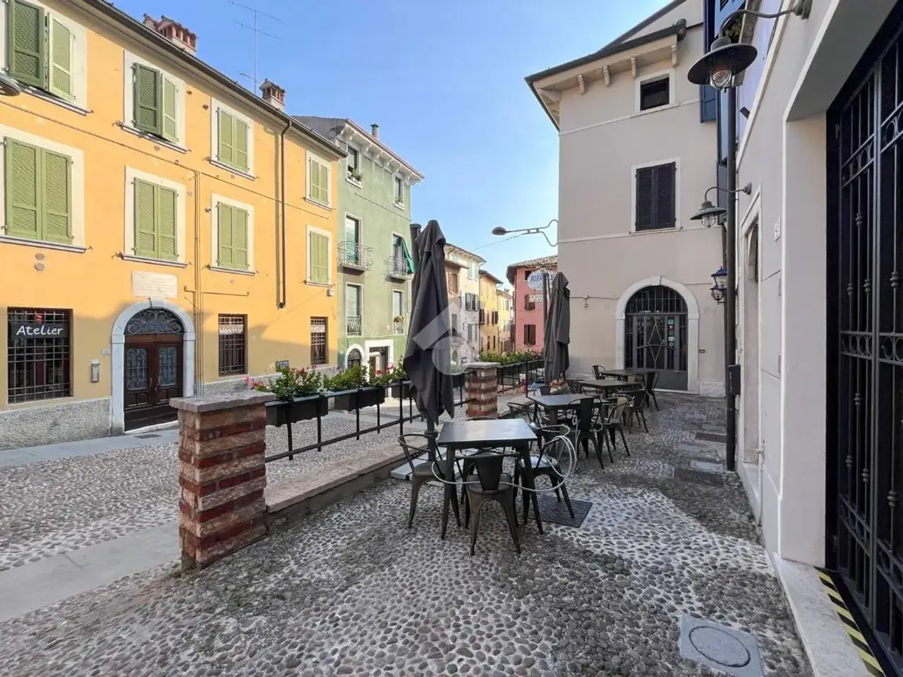Negozio in Via Castello 33, Desenzano Del Garda, {3} - Foto 1
