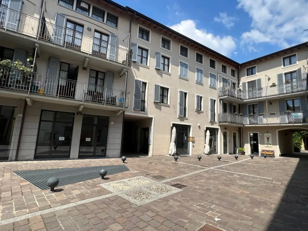Ufficio in Via Collegio Manzoni 8, Merate, {3} - Foto 1