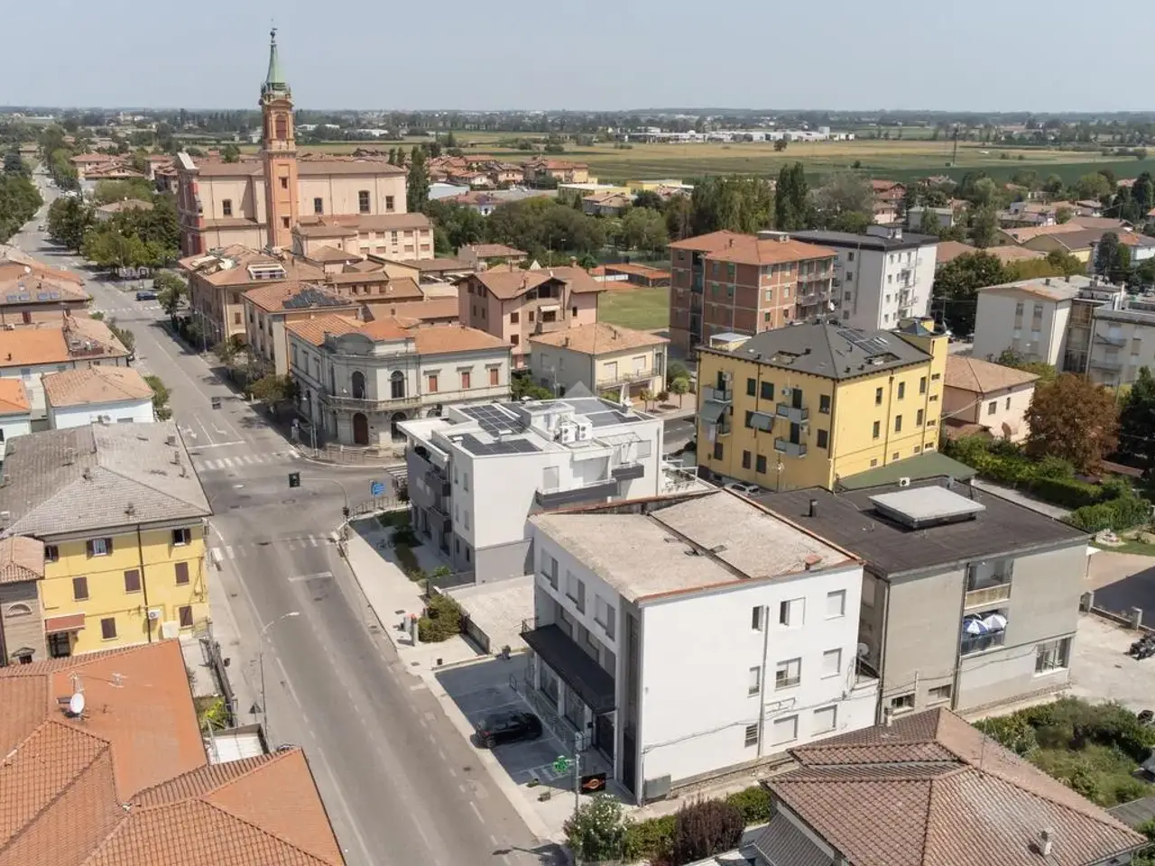 Albergo in Via di Renazzo 48, Cento, {3} - Foto 1