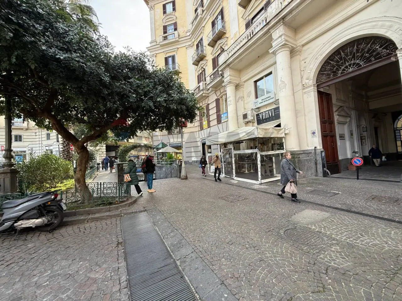 Negozio in , Napoli, {3} - Foto 2