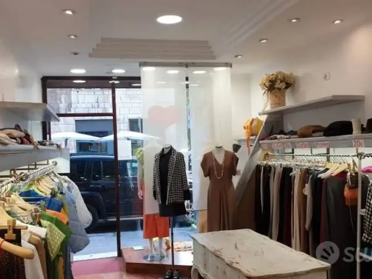 Locale commerciale in Via Ignazio Giorgi Roma, Roma, {3} - Foto 1