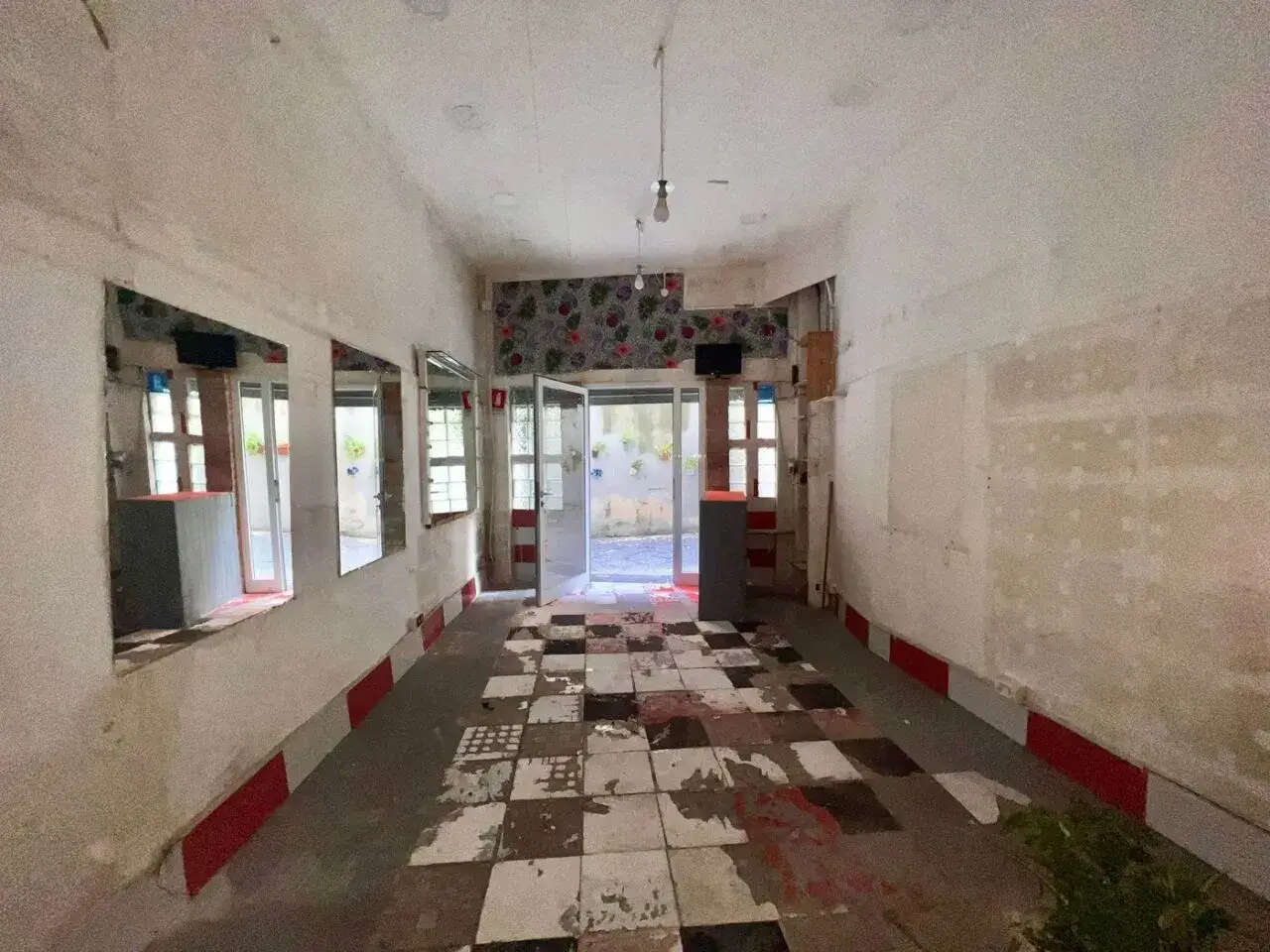 Palazzina commerciale in Via Cupa Caiafa 15b, Napoli, {3} - Foto 2
