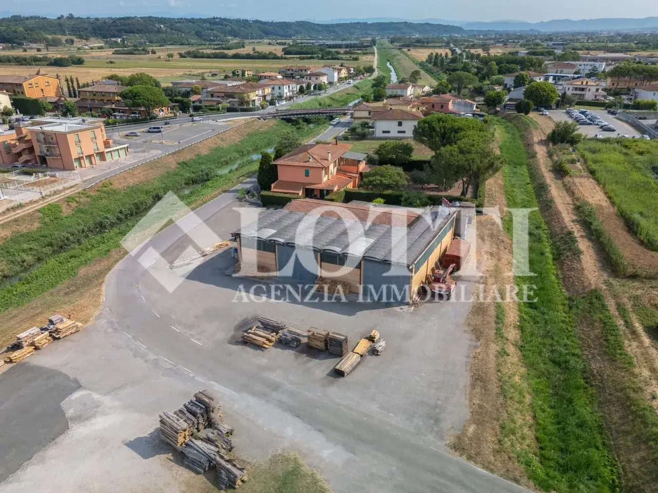 Capannone in , Santa Maria A Monte, {3} - Foto 1