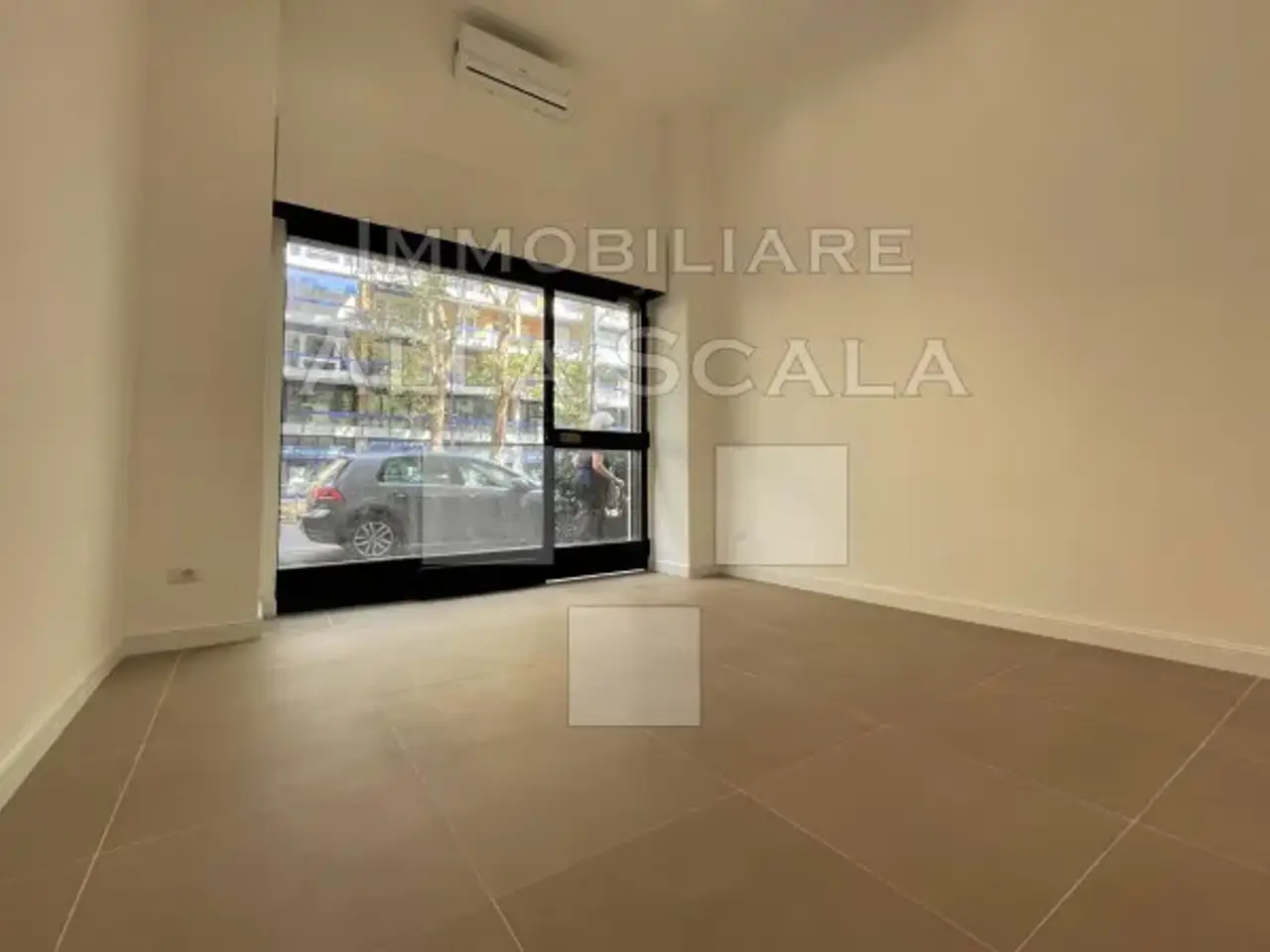 Negozio in Via Cenisio, Milano, {3} - Foto 2