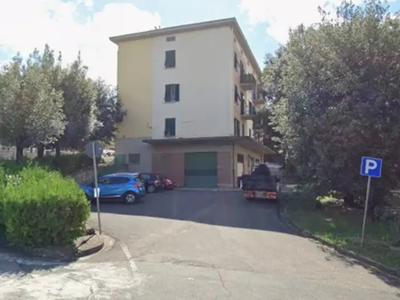 Negozio in Via Renato Fucini 2, Pomarance, {3} - Foto 2